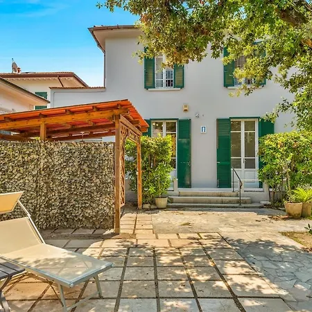 Golden Luxe - Maison Marina Near The Sea
